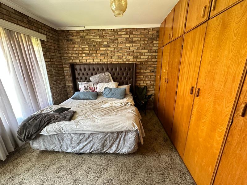 3 Bedroom Property for Sale in Riviera Northern Cape